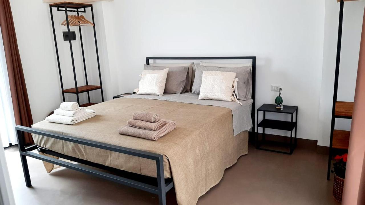 Casina Pompiliano Apartment นาร์โด ภายนอก รูปภาพ